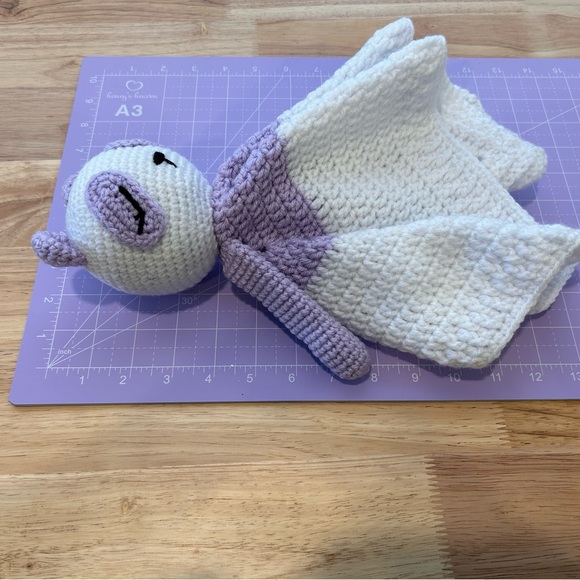 Beautiful Handmade Baby Blanket - Picture 5 of 5